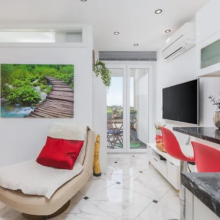 Apartman Sunce1 *